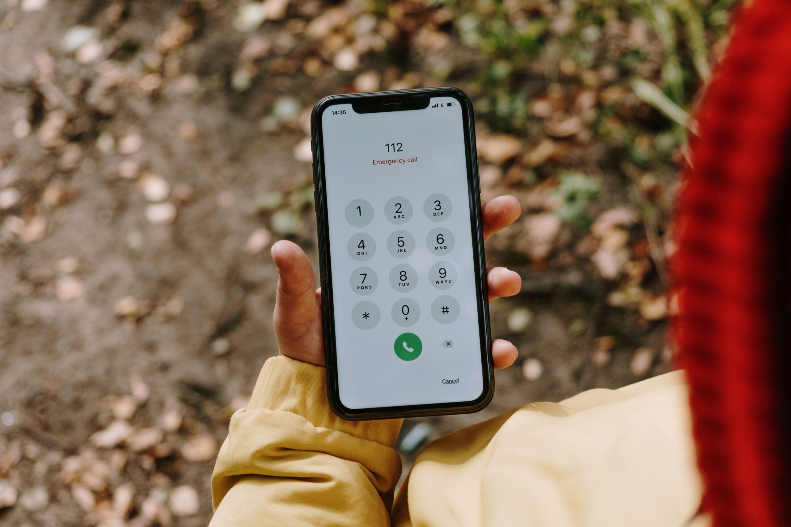 ¿Se han borrado todos tus contactos de repente? El truco para abrir los «cajones secretos» de tu agenda y recuperarlos al instante